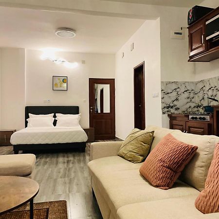Krysta Light Guest House Kribi Ngoại thất bức ảnh